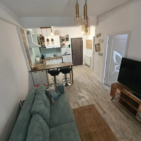 Kona's Apartment