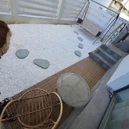Kona's Apartment